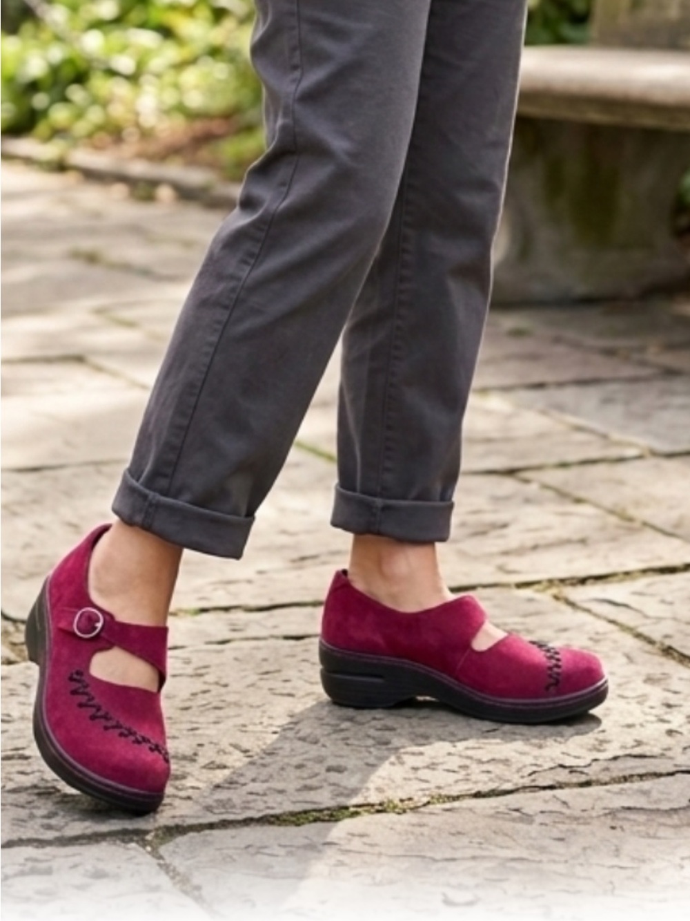 Dansko "Fran" Suede Mary Jane  Burgundy/Magenta size 40 US 9 NWOB